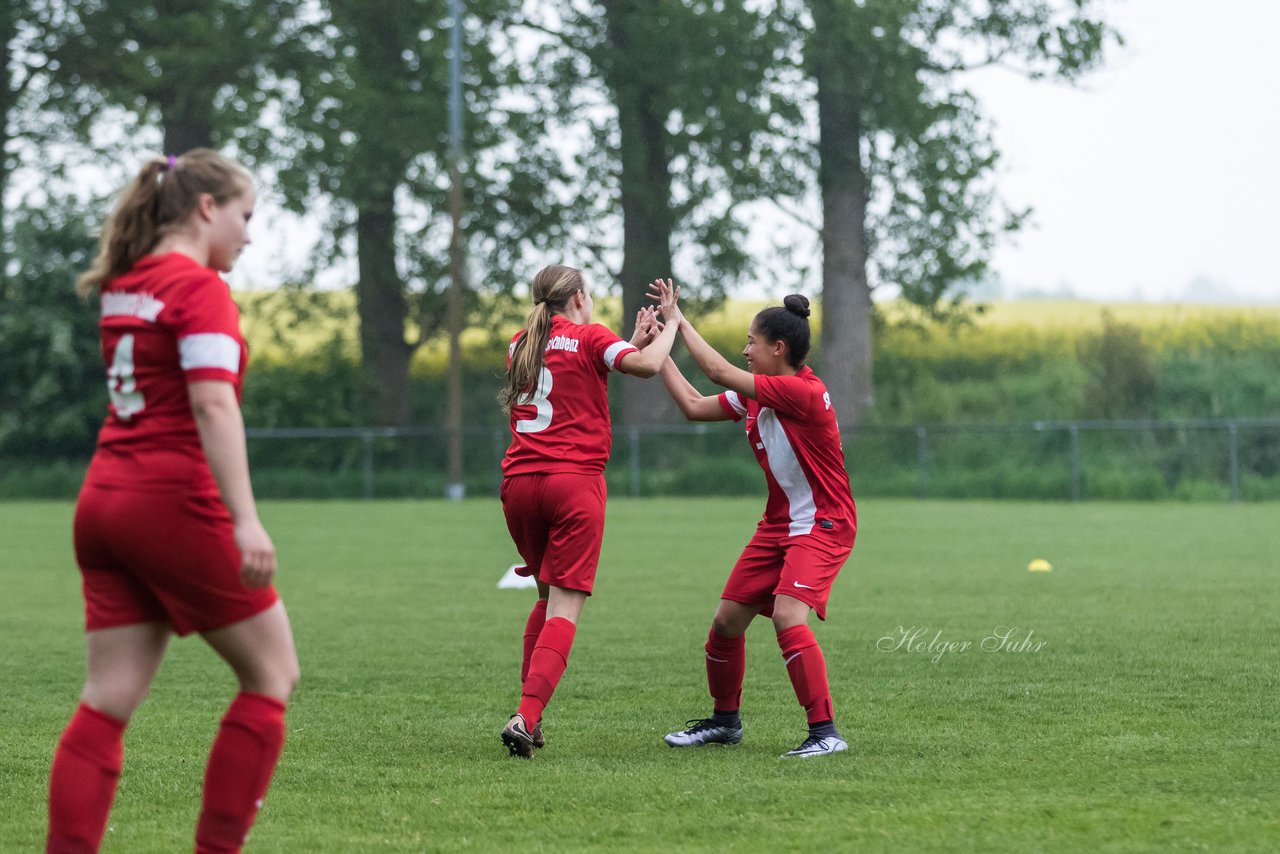 Bild 173 - wCJ SV Steinhorst/Labenz - VfL Oldesloe : Ergebnis: 18:0